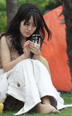 No420 没想到会被人拍，所以坐姿还是有瑕疵