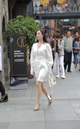 仙气十足的小仙女 很有浪漫的感觉
