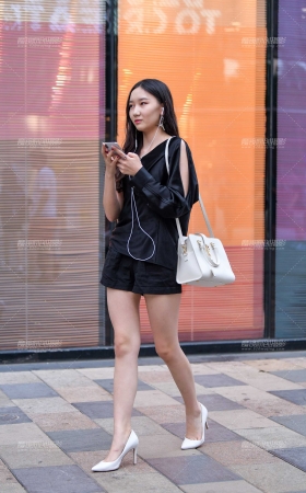 白色高跟长腿美女 [12P]