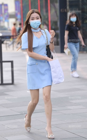美腿高跟小姐姐 [14P]