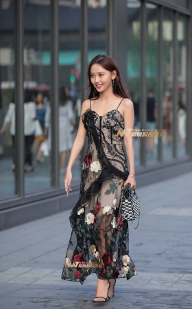 迷人小仙女出没 眼睛水汪汪 [19P]
