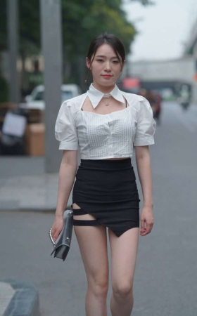 黑白搭配魅力短裙 [589P1V-19.7GB]