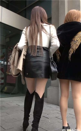 丝袜，皮裙，高筒靴极品身材靓妹