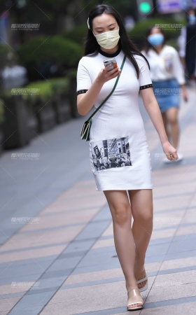 小白裙 [21P]