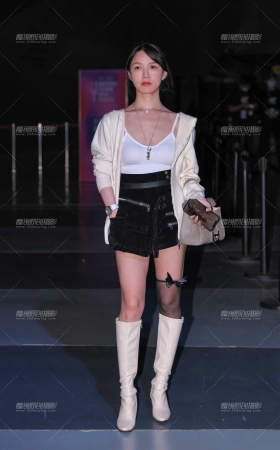 半条丝袜 [21P]