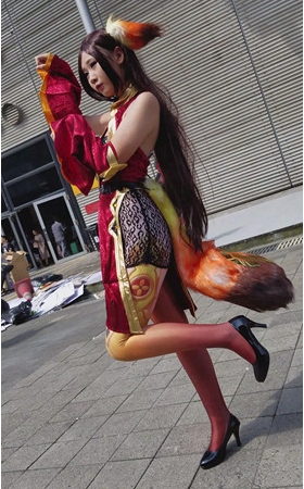 可爱的小狐狸cosplay美女