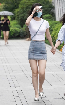 肉感短裙 [31P]