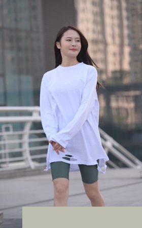 紧身裤美女－浅绿MJ449