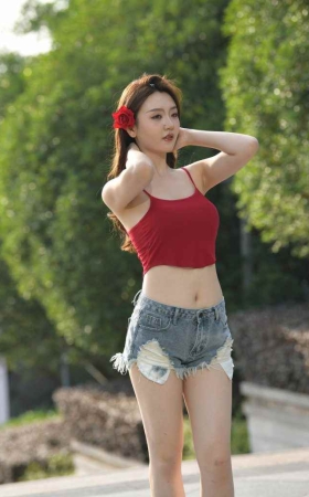 甜美牛仔短裤 [157P-3.26GB]