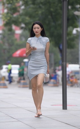 [一始专区] 蓝裙美女 【图片➕视频】<font color=red> [10P]</font>