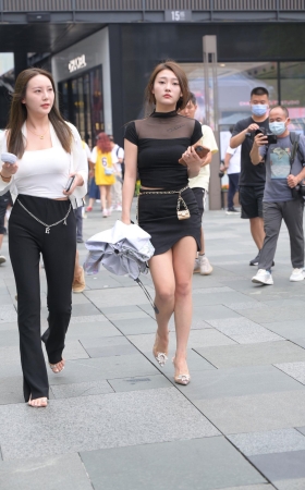 白嫩美腿