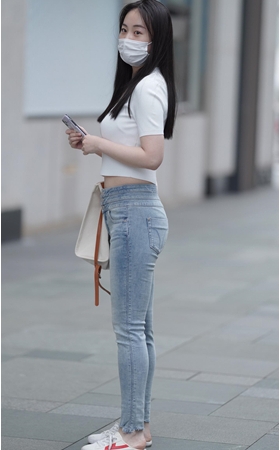 牛仔小妹(37P)