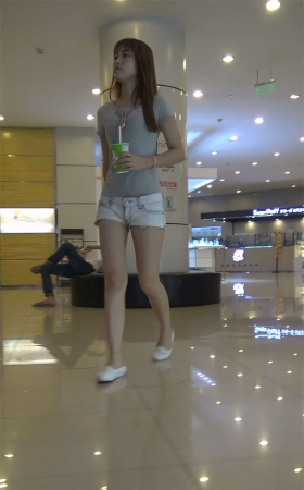 好看的美腿短裤