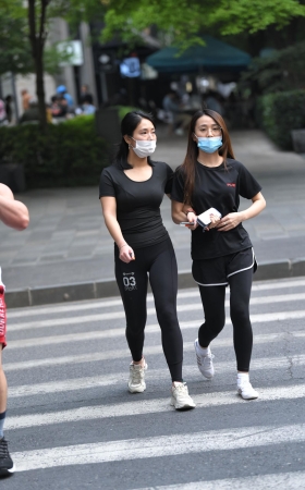 健身装闺蜜