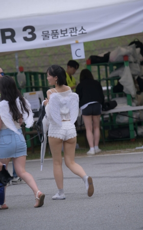 热裤闺蜜