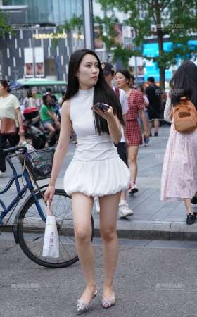 白裙美腿 [15P]
