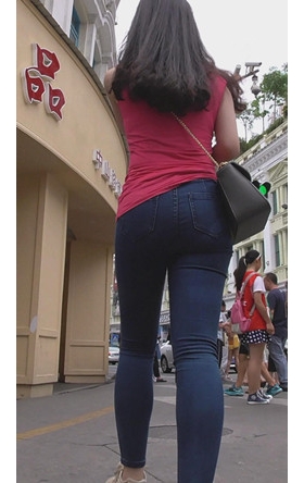 蓝牛紧身妹子