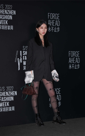 街拍图案黑丝