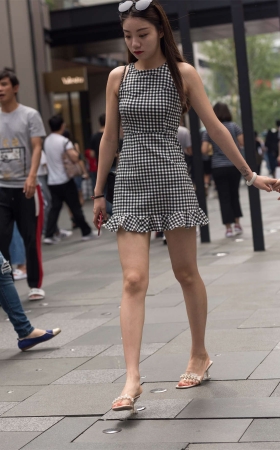 逛街一天小姐姐