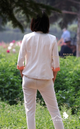 第665篇★又薄又透的白裤职业装★ ----27P [27P]