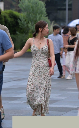 他，有一个丰满迷人的媳妇3A351[669M]