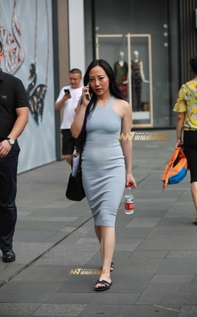 紧身裙少妇 [23P]