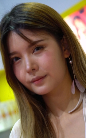 性感女模特