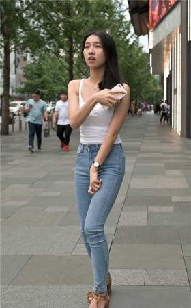 牛仔紧身牛仔裤美女3A119[1.17G]