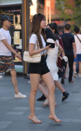 长腿热裤