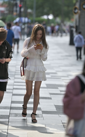 蛋糕裙高跟小姐姐