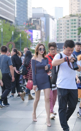 摄神街拍作品 - 再次遇见她，这是缘分吗？