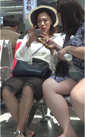 漂亮的美足小姐姐