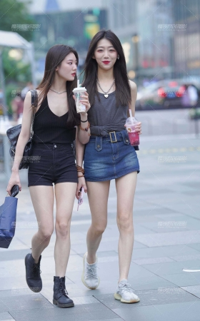 甜美长腿美眉 [13P]