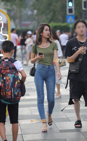长腿苗条牛仔 [16P]