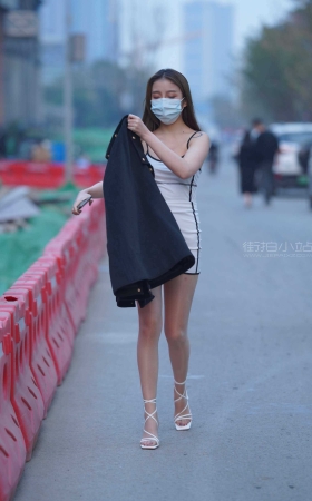 牛男街拍●好养眼的白裙美眉 【套图+视频】<font color=red> [10P]</font>
