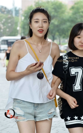10-10 吊带白衣 [15P]