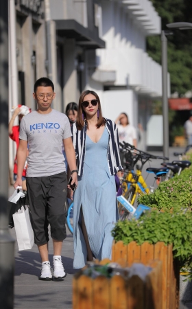 懂男人心的韵味美女