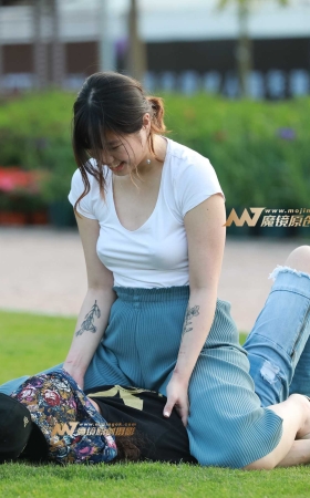 情侣嬉戏 [19P]
