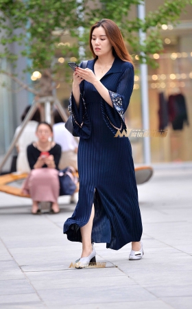 左手倒影赛帖：蓝色经典魅力美女 [11P]