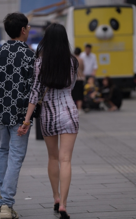 迷人的身材女友