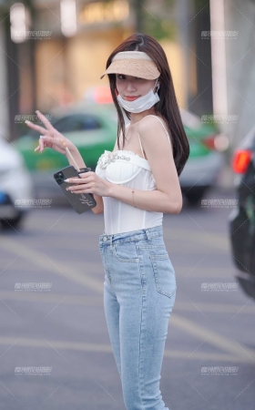 美美哒牛仔裤女孩 [29P]