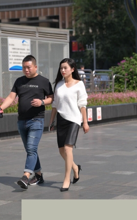 阳光下的肉丝高跟人七3A4113[653M]