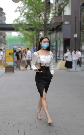 凯恩街拍作品 - 气质绝佳的小姐姐