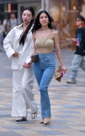 ★针织吊带牛仔美女 [28P]
