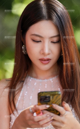 闪烁连衣短裙 [20P]