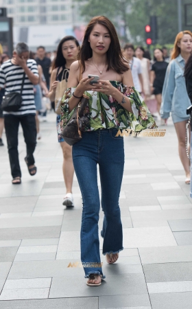 牛仔裤美女 [14P]