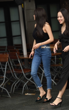 开心的一群女女 [10P]
