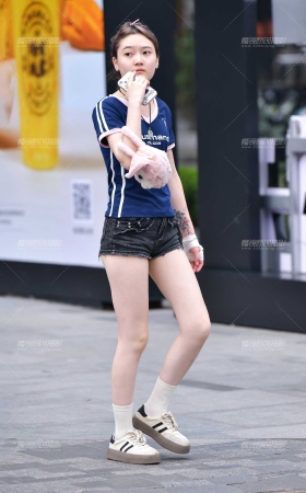 ★靓丽热裤美女 [22P]