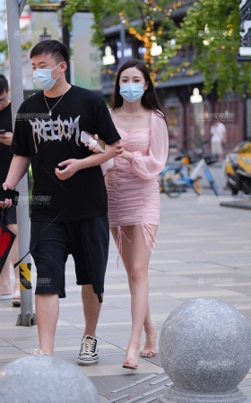 粉丝包臀裙美腿小姐姐 [19P]