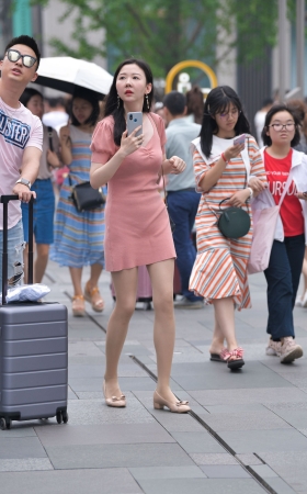 遇见长腿肉丝美女